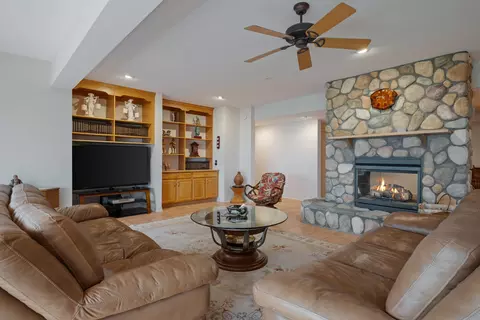 Living - 4235 N Ridge Rd, Mears, MI 49436 photo 8 of 8