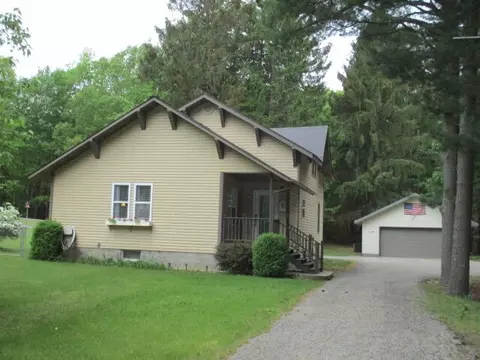 1439 N Washington Ave, Ludington, MI 49431