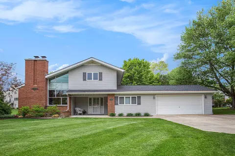 541 Charles St, Middleville, MI 49333