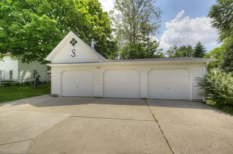212 E Henry St, Saline, MI 48176 photo 60