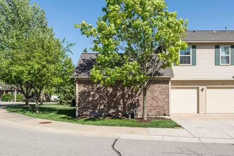 178 Commons Cir, Saline, MI 48176 photo 28