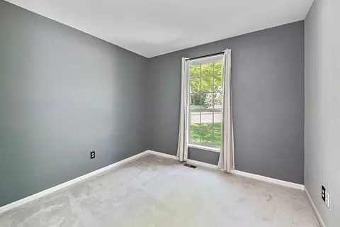 178 Commons Cir, Saline, MI 48176 photo 18