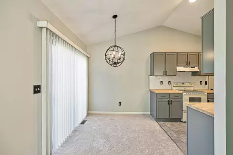 178 Commons Cir, Saline, MI 48176 photo 7