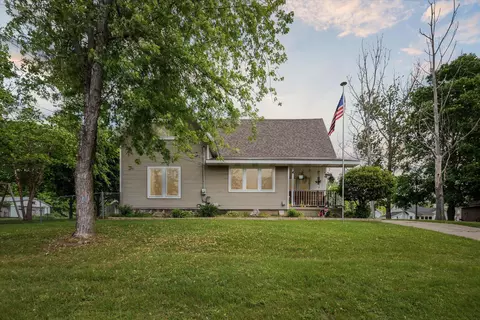 175 Division St, Saranac, MI 48881 photo 2