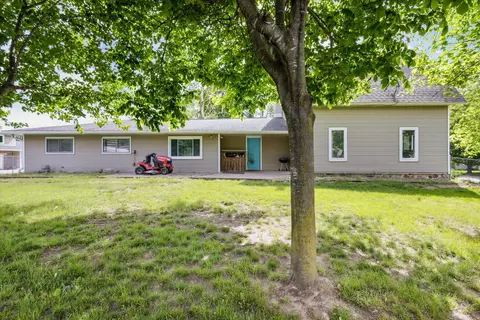 175 Division St, Saranac, MI 48881 photo 42