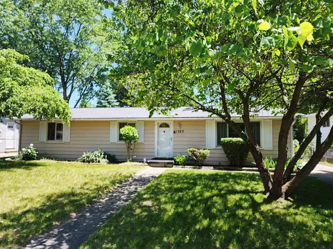 1753 Emerson Ave, Ypsilanti, MI 48198