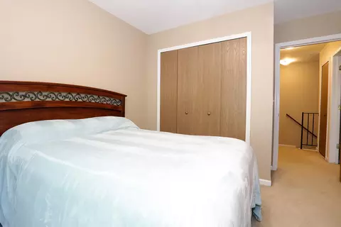 103 Commons Cir, Saline, MI 48176 photo 20