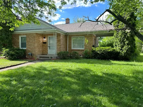 1530 Beech St, Saginaw, MI 48602