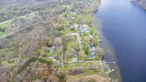 13710 Ridgemont, Gregory, MI 48137 photo 2