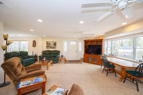 13710 Ridgemont, Gregory, MI 48137 photo 16