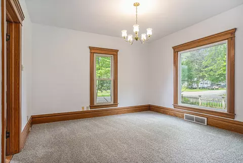 629 N Main St, Bellevue, MI 49021 photo 6