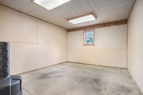 629 N Main St, Bellevue, MI 49021 photo 18