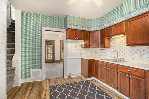 629 N Main St, Bellevue, MI 49021 photo 8