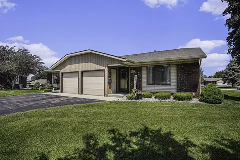 681 Port Sheldon St, Grandville, MI 49418
