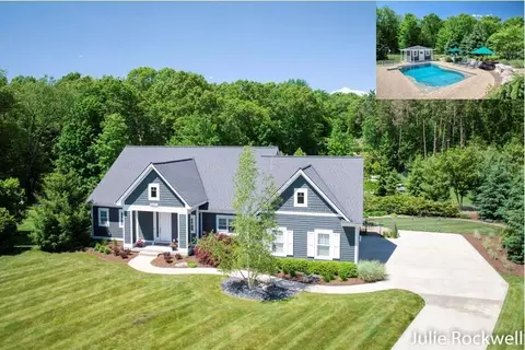 6211 Vickery Hill Ct SE, Grand Rapids, MI 49546