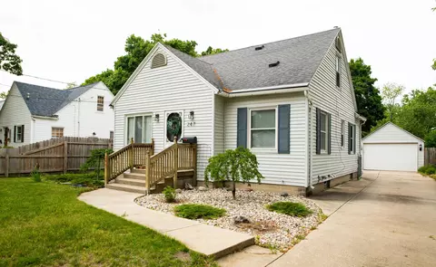 247 Jean St SW, Grand Rapids, MI 49548