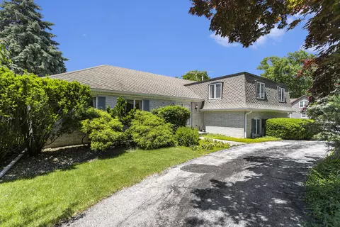 918 Capital Ave SW, Battle Creek, MI 49015