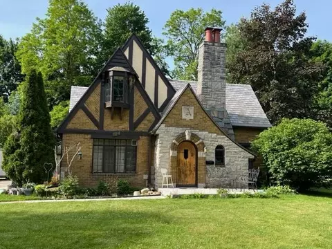 124 Park Pl, Battle Creek, MI 49015