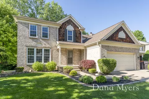 4615 Woodcreek Dr SE, Grand Rapids, MI 49546