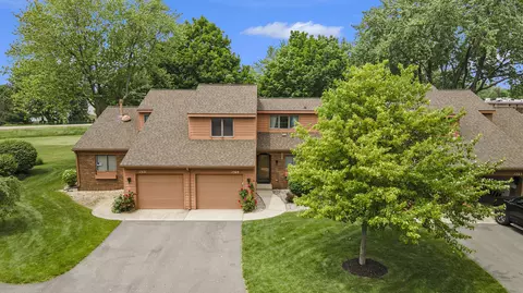 1369 Bent Tree Dr, Hudsonville, MI 49426