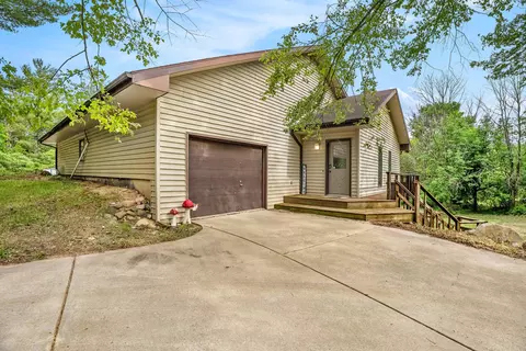 11667 Curtis Rd, Bellevue, MI 49021
