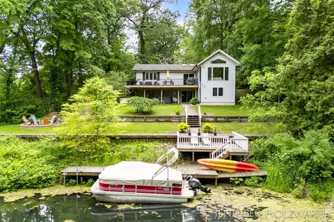 12750 Sleepy Hollow Rd, Three Rivers, MI 49093