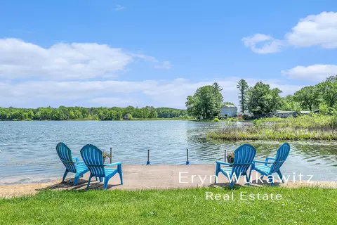 3731 Holiday Dr, Greenville, MI 48838