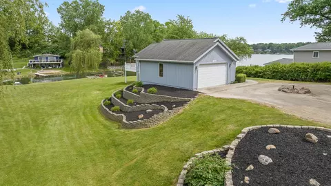 Exterior - 11959 Greenbriar Dr, Jerome, MI 49249 photo 5 of 31