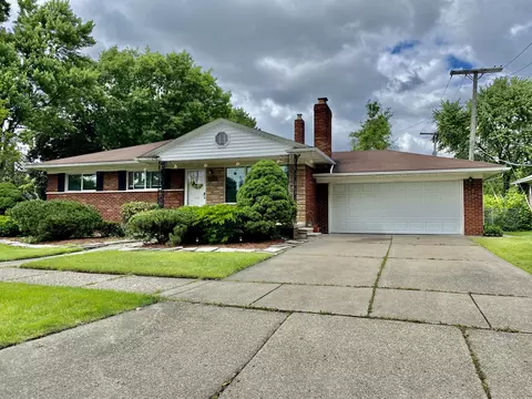 20119 Chalon St, Saint Clair Shores, MI 48080