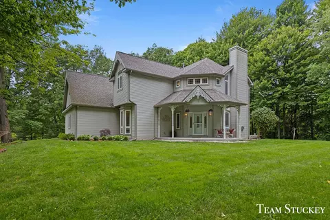11385 Greenwich Dr NE, Sparta, MI 49345