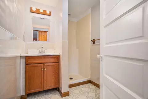116 E Walnut St, Albion, MI 49224 photo 15