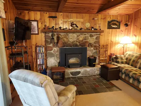 2098 Maple Rd, Evart, MI 49631 photo 4