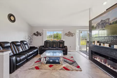 1052 Azalea Dr, Jackson, MI 49202 photo 25
