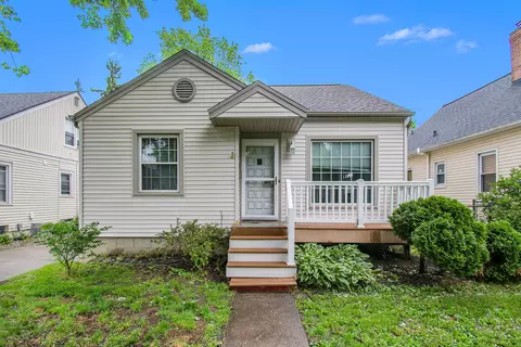 619 Riley St, Lansing, MI 48910