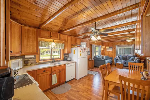 6382 Brookside Dr, Deckerville, MI 48427 photo 9