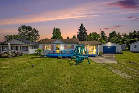 6382 Brookside Dr, Deckerville, MI 48427 photo 2
