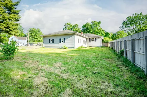 311 E Wayne St, Dowagiac, MI 49047 photo 30