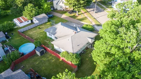 311 E Wayne St, Dowagiac, MI 49047 photo 29