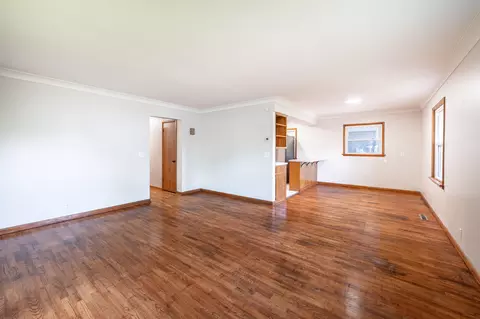 311 E Wayne St, Dowagiac, MI 49047 photo 6
