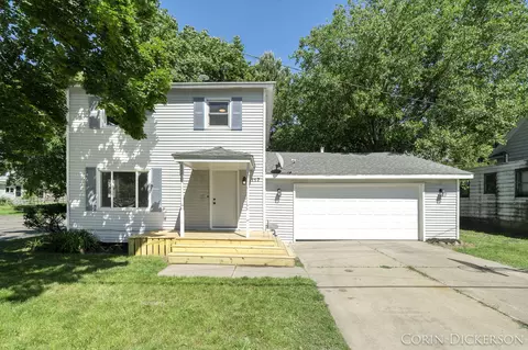 117 S Market St, Hastings, MI 49058