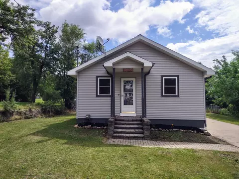 1205 Carson Ave, Jackson, MI 49203 photo 2