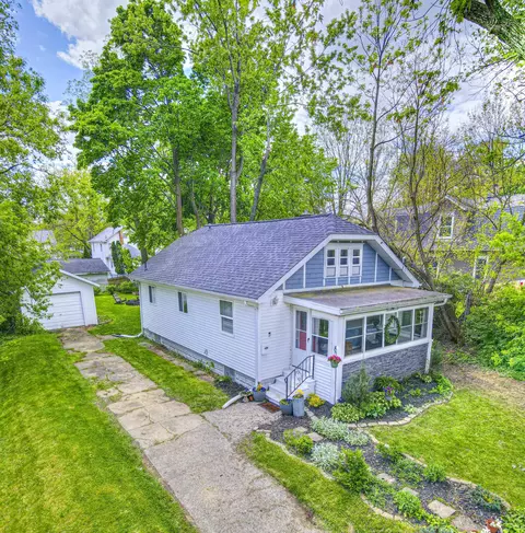 747 Randolph St, Jackson, MI 49203 photo 8