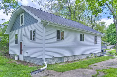 747 Randolph St, Jackson, MI 49203 photo 5
