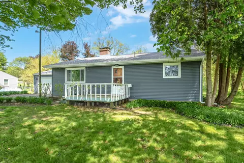 793 Riverview Dr, Plainwell, MI 49080 photo 4