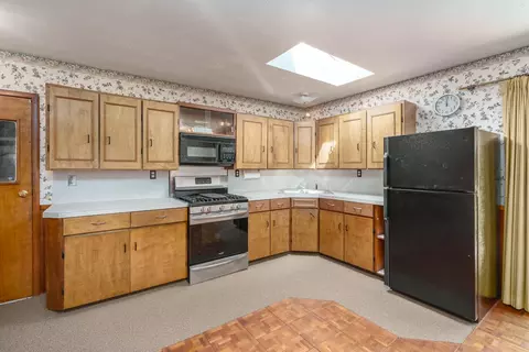793 Riverview Dr, Plainwell, MI 49080 photo 12
