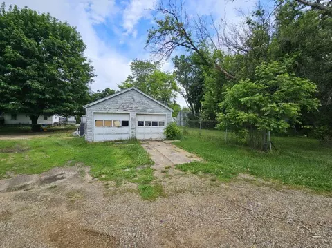 907 Hague Ave, Jackson, MI 49203 photo 11