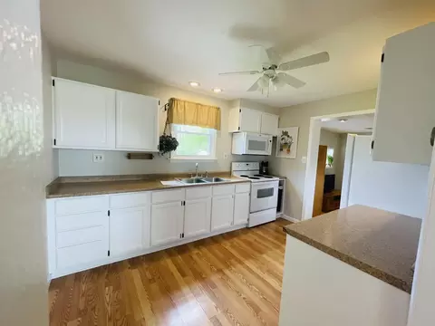 4201 Hannan Rd, Wayne, MI 48184 photo 9