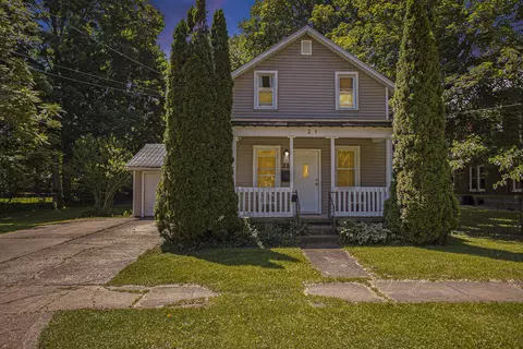 21 W Alden St, Coldwater, MI 49036