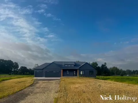 6682 72nd Ave, Hudsonville, MI 49426