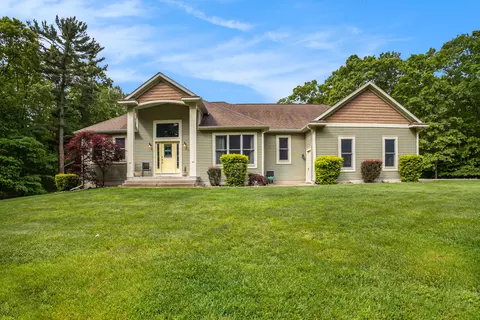 4421 W Giles Rd, Muskegon, MI 49445